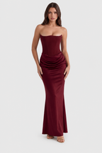 Rosa - Vestido largo negro con corsé