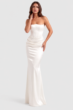 Rosa - Vestido largo negro con corsé