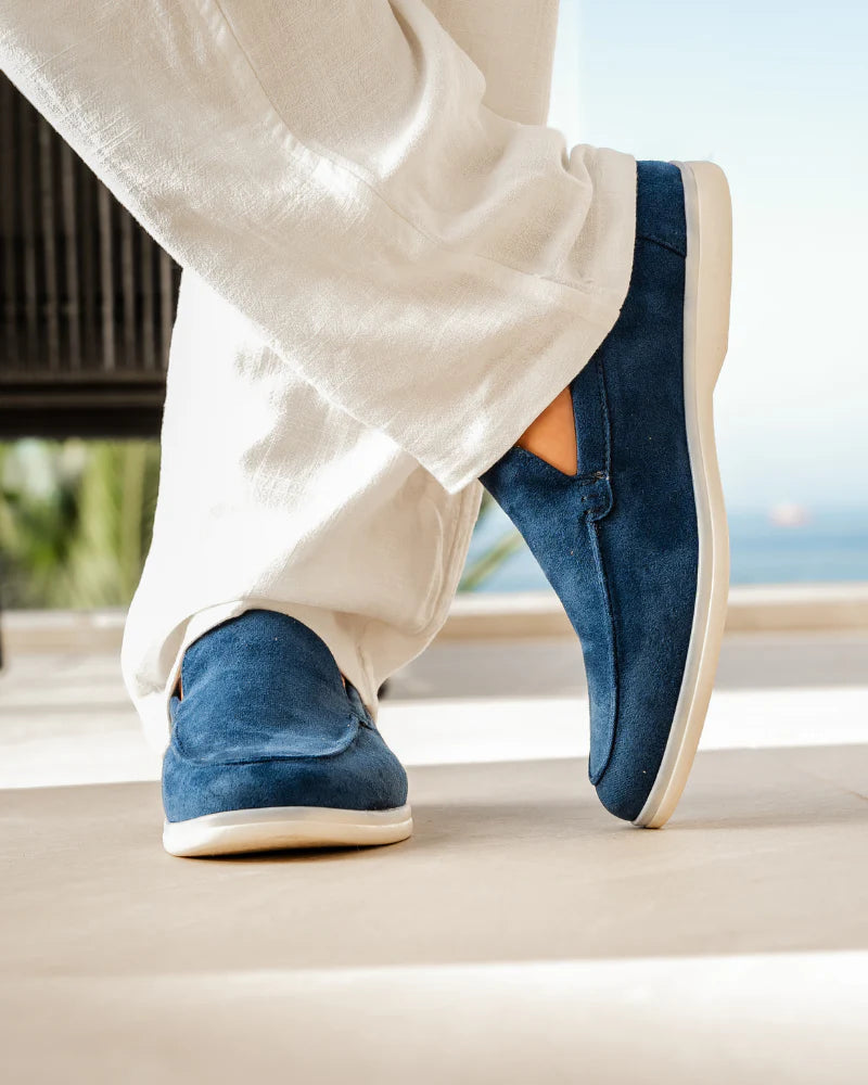 Elegantes mocasines de ante
