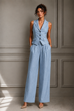 Traje de dos piezas con cuello en V y botones para mujer