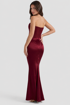 Rosa - Vestido largo negro con corsé