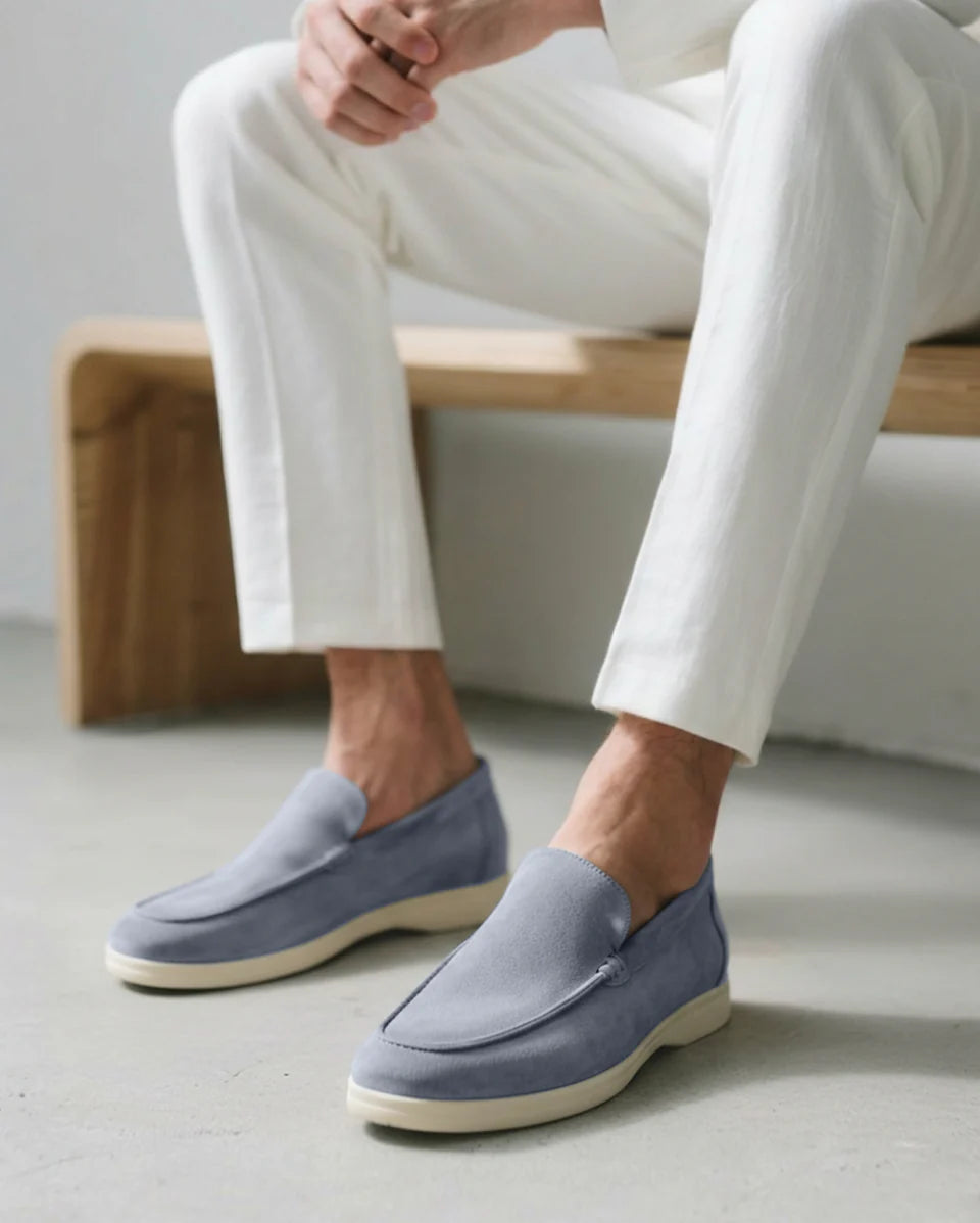 Elegantes mocasines de ante