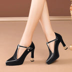 Aurora — Tacones hechos para brillar